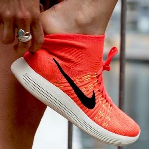 Nike Lunarepic Flyknit Crimson Shoes